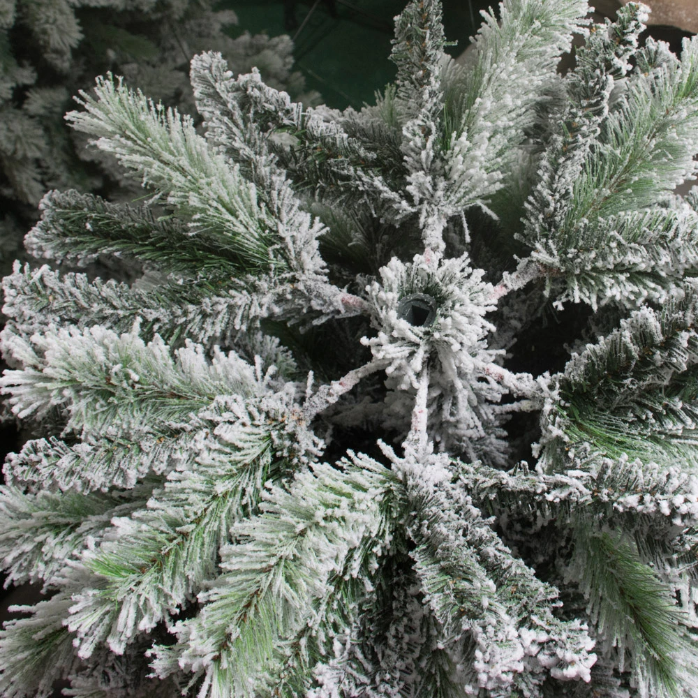 Albero Di Natale Grandis Fir Innevato 210cm 2 Albero Di Natale Grandis Fir Innevato 210cm - immagine 2